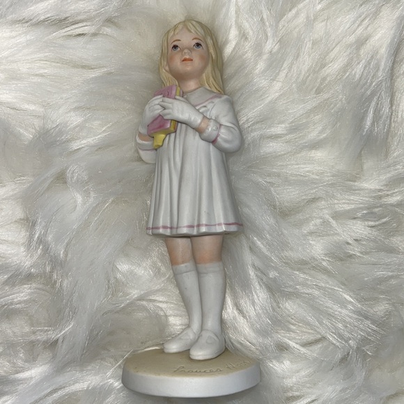 Frances Hook Sunday School Figurine - Picture 9 of 9